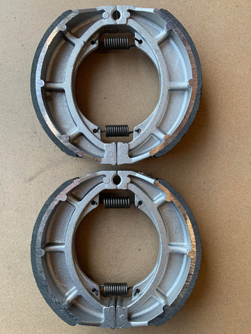 Front and Rear Brake Shoes: Suzuki RV125 RV 125 (1974-1976)