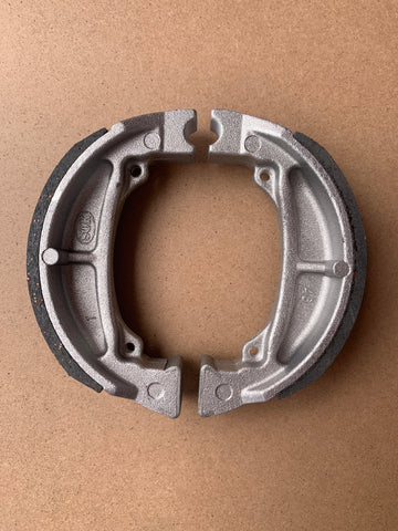 Rear Brake Shoes Suzuki CS80 CS 80 (1983)